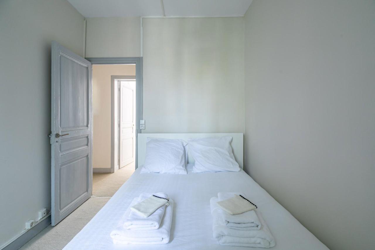 Appartement Ivry Apartment *